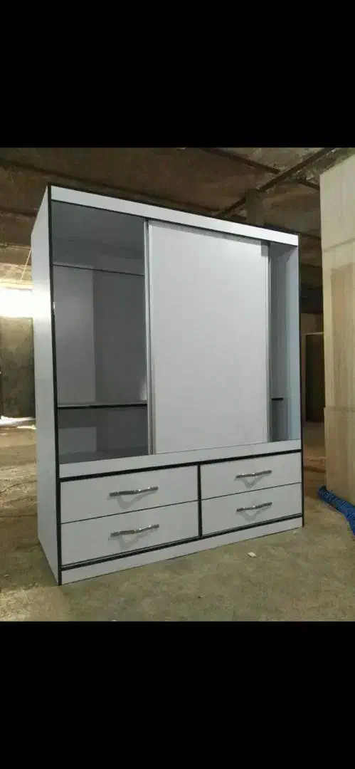 نمایشگاه کمد لباس 05985لباسی دیواری|جاکفشی، کمد، دراور|تهران, شهرک شریفی|دیوار