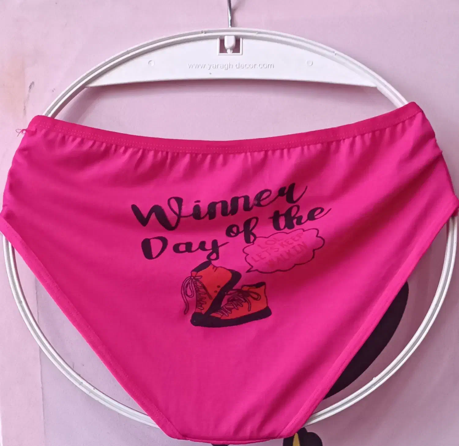 شورت پشت چاپ نخی|لباس|سلماس, |دیوار