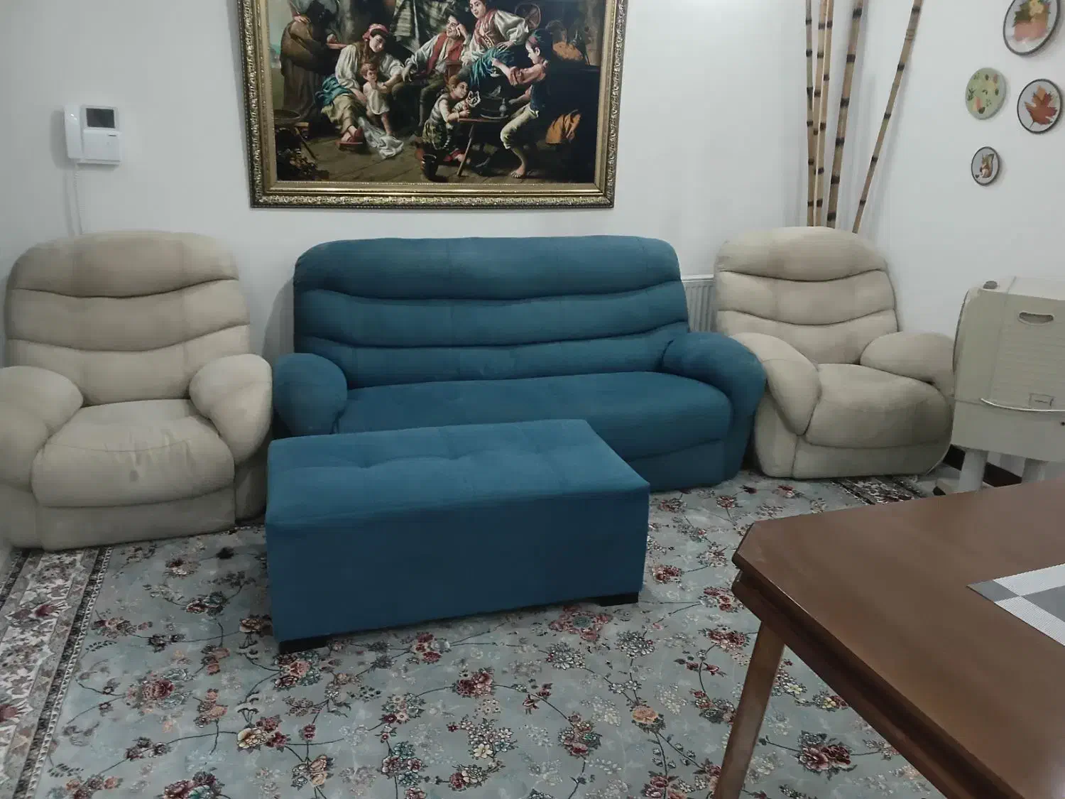 مبلمان راحتی ۵ نفره همراه پاف|مبلمان خانگی و میز عسلی|پردیس, فاز ۵|دیوار