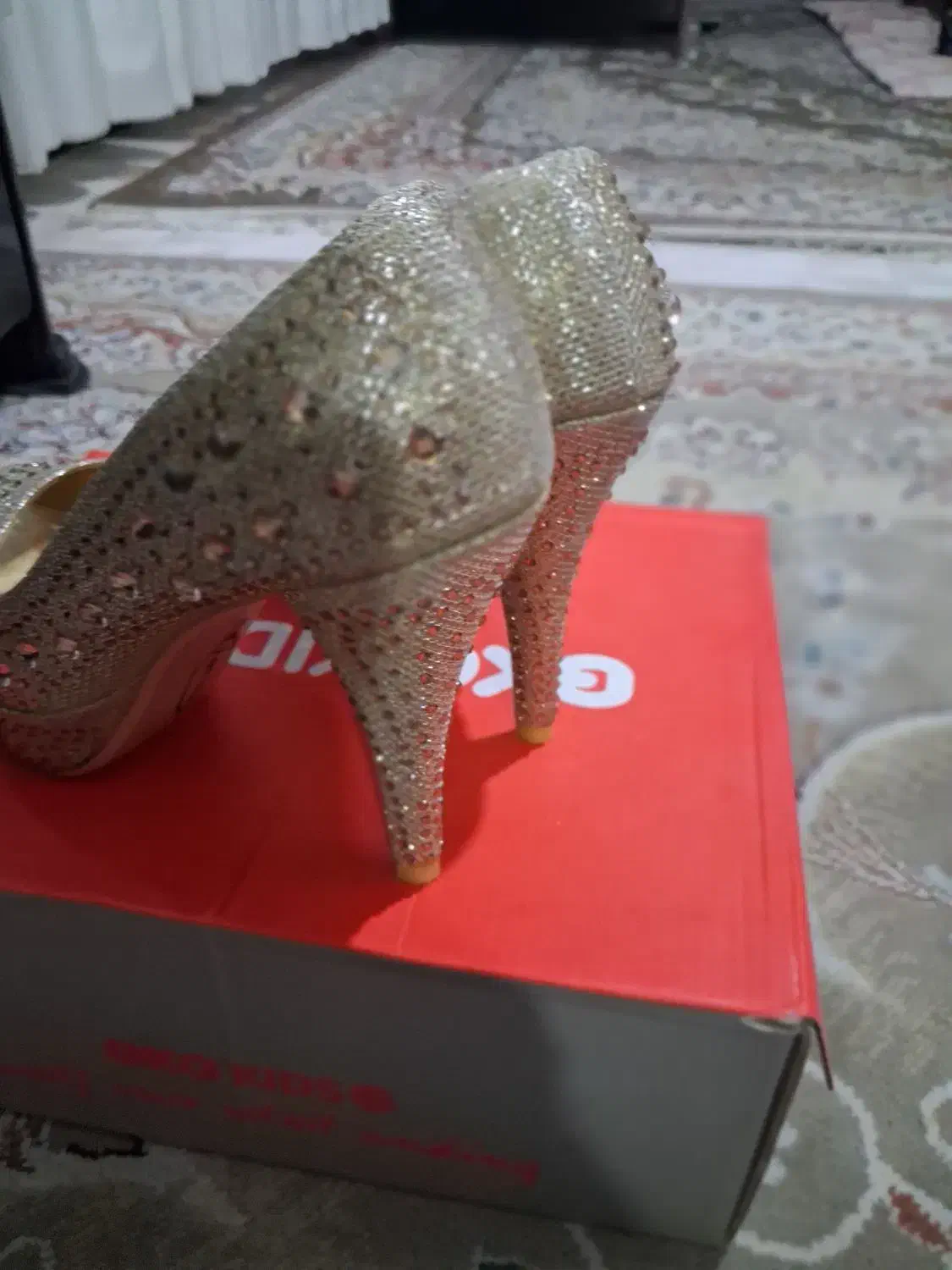 گفش بسیار شیک|کیف، کفش، کمربند|گرگان, |دیوار