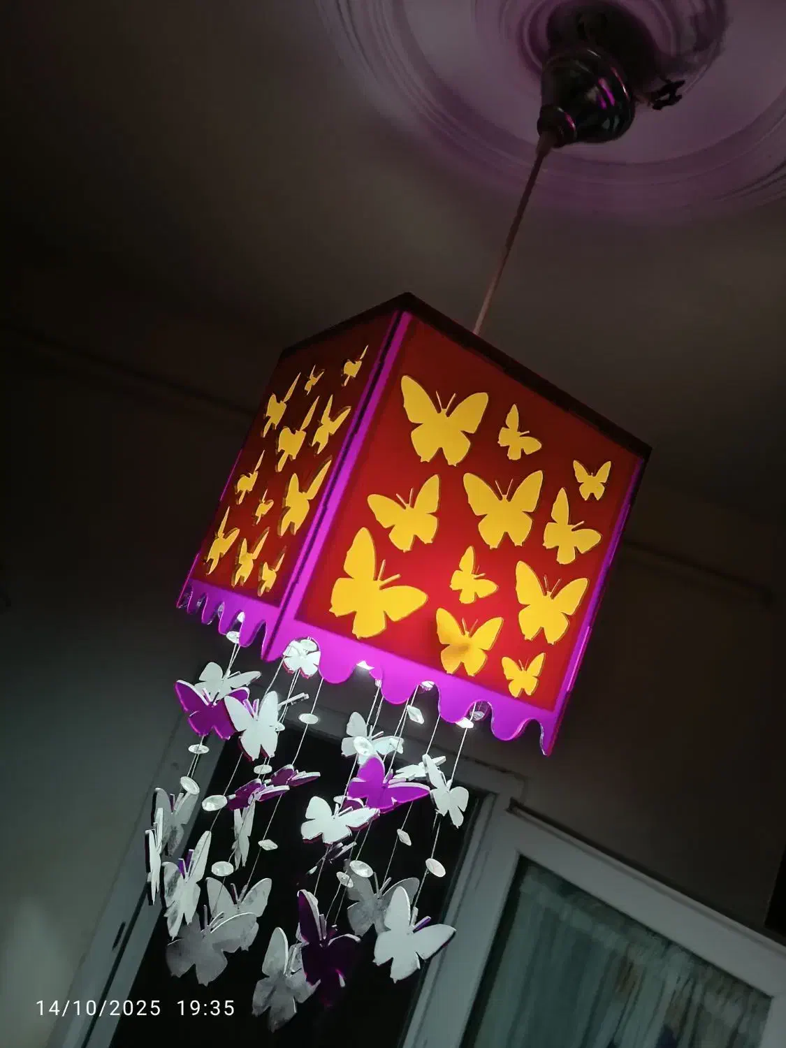 لوستر کودک|لوستر و چراغ آویز|محمدیه-قزوین, |دیوار