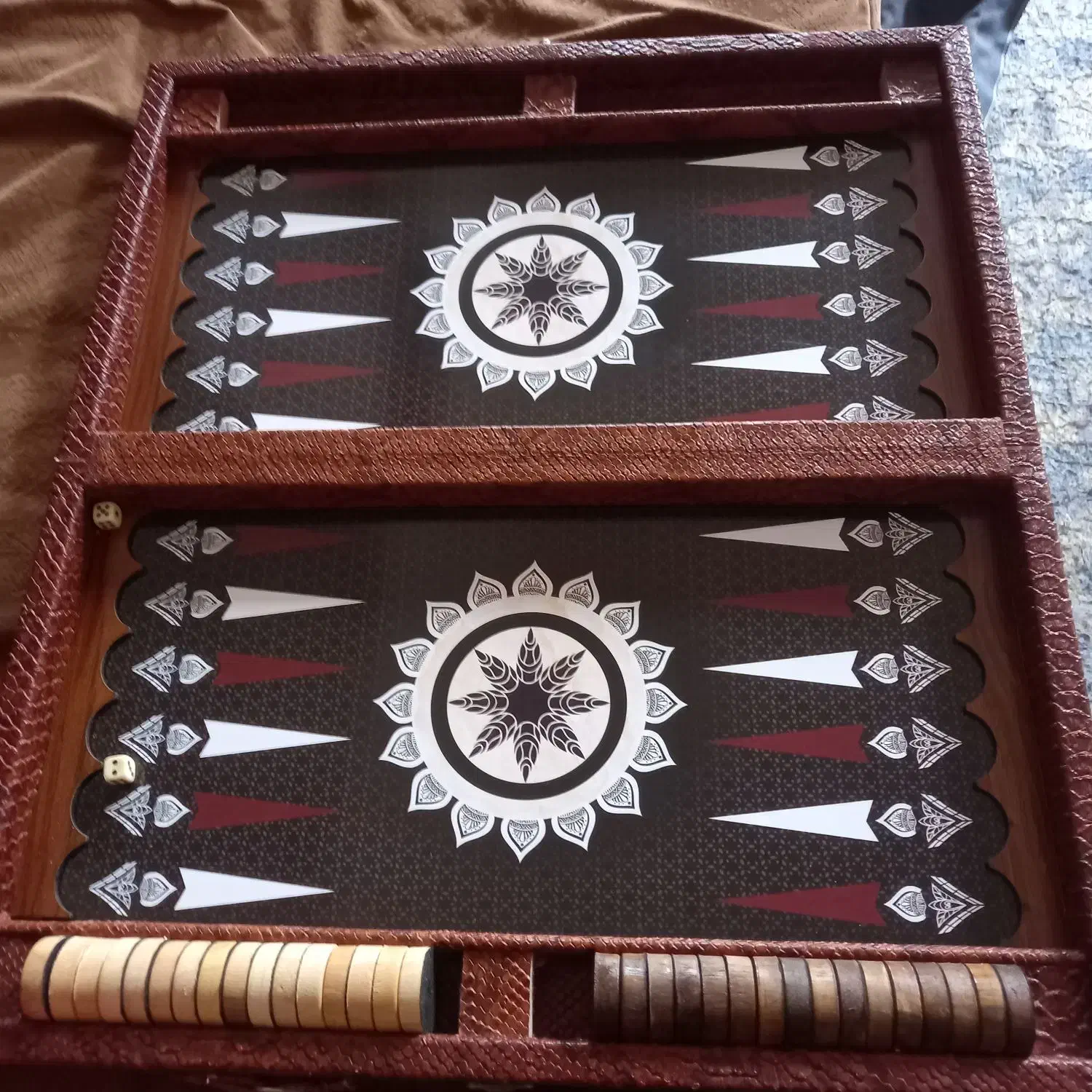 تخته نرد|کلکسیون و سرگرمی|اقلید, |دیوار