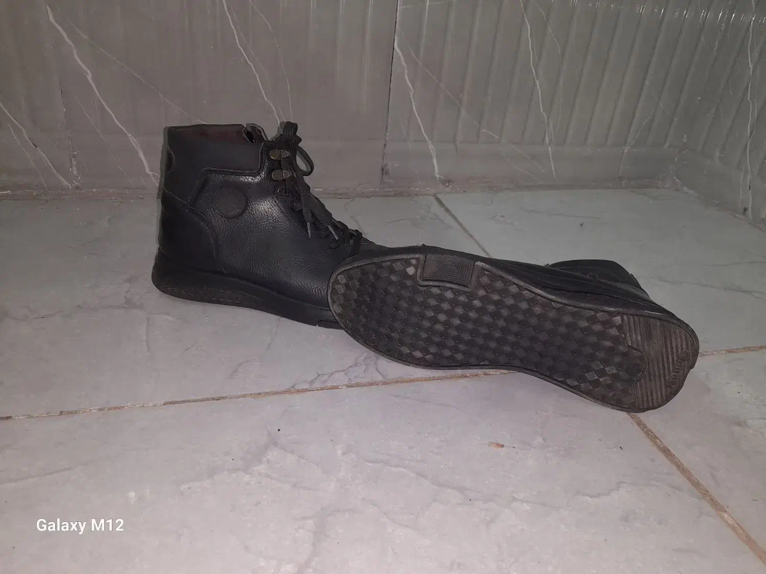 کفش نیم بوت|کیف، کفش، کمربند|طرقبه, |دیوار