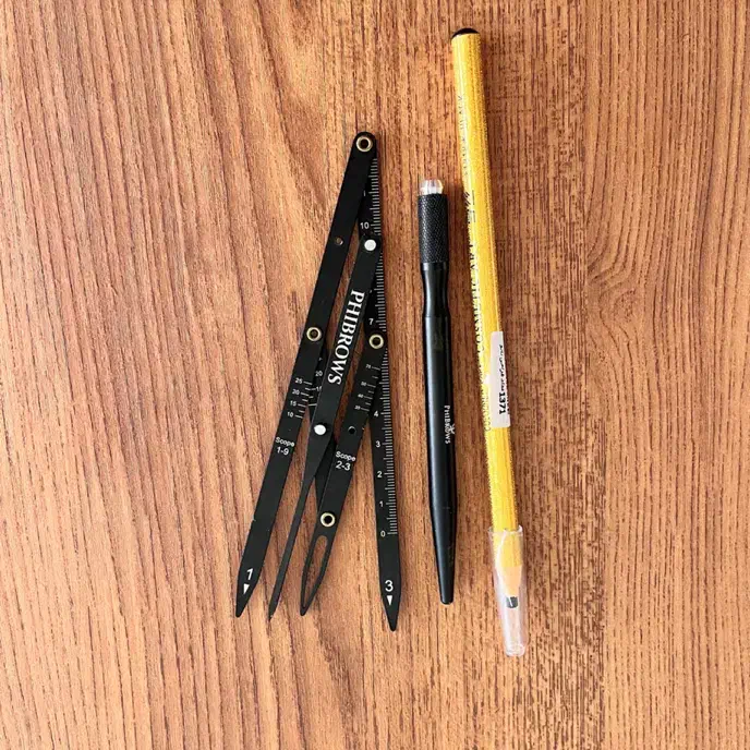 فروش لوازم میکروبلیدینگ به صورت یکجا|آرایشگاه و سالنهای زیبایی|کرمان, |دیوار