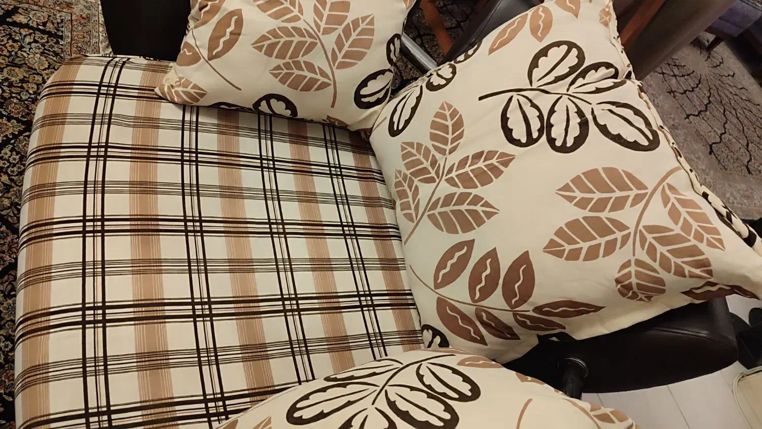 مبل ۸ نفره|مبلمان خانگی و میز عسلی|کرج, اصفهانی‌ها|دیوار