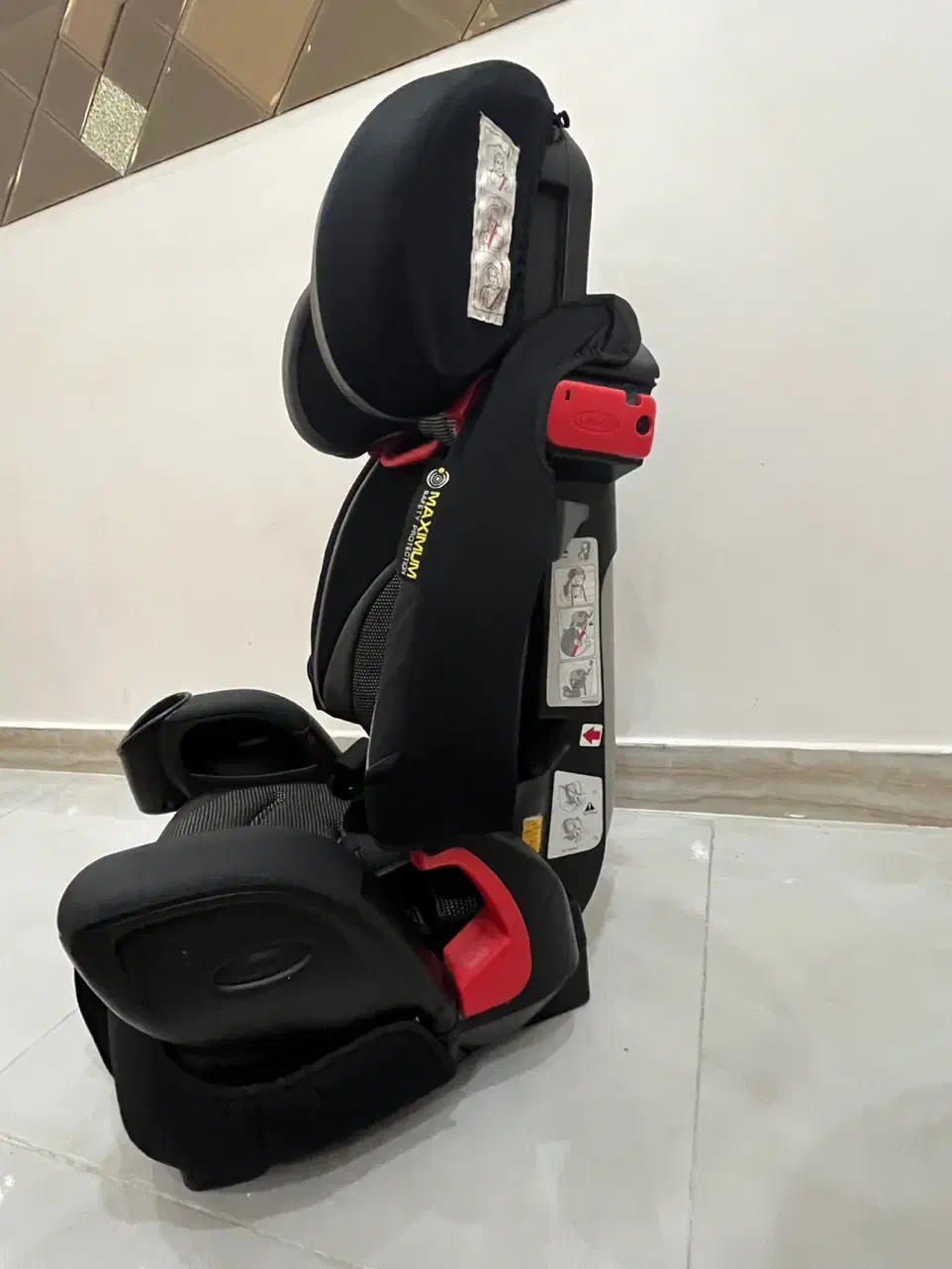 صندلی ماشین گراکو اصل قابل استفاده تا ۳۶ کیلوگرم|تخت و صندلی بچه|رشت, معلم|دیوار