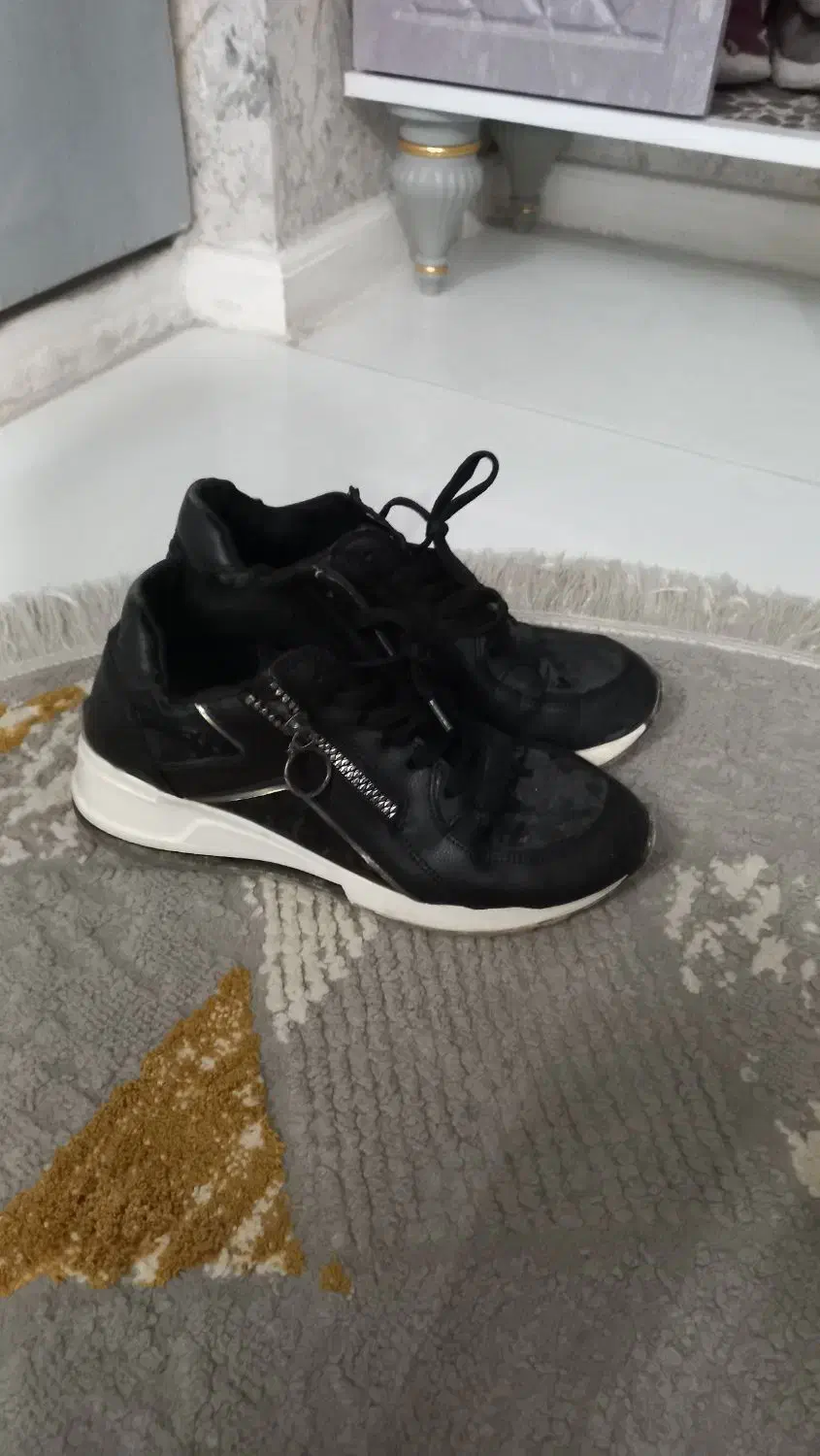 کفش اسپورت|کیف، کفش، کمربند|قوچان, |دیوار