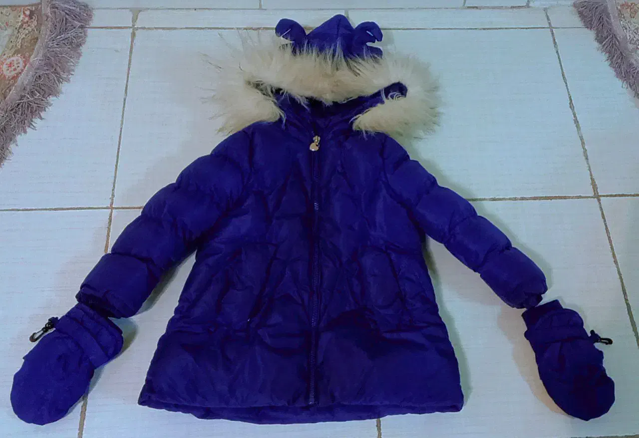 کاپشن ضخیم خارجی به همراه دستکش|کفش و لباس بچه|تبریز, |دیوار