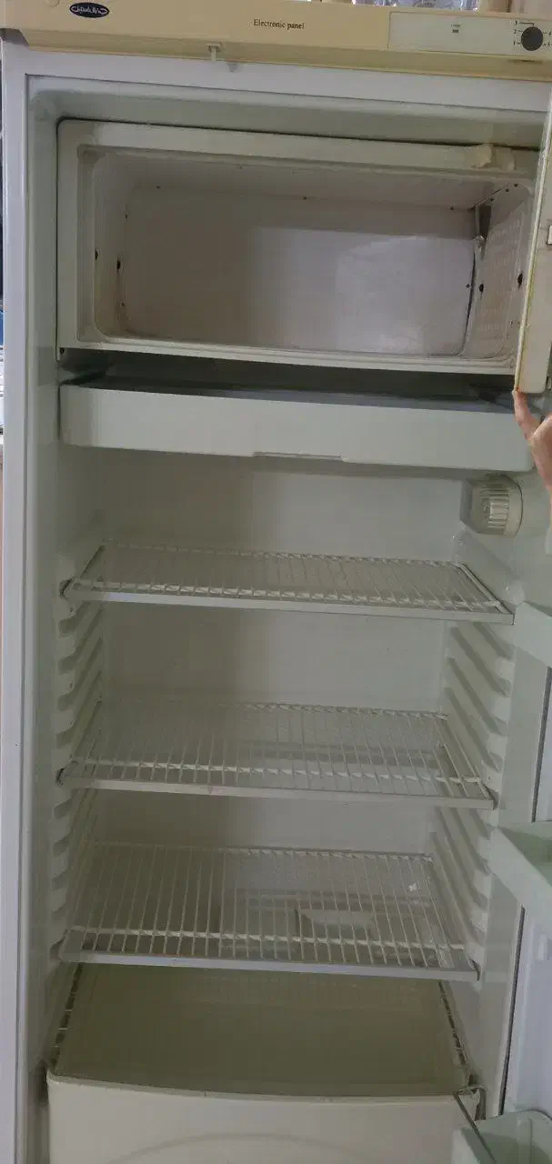 یخچال|یخچال و فریزر|دلیجان, |دیوار