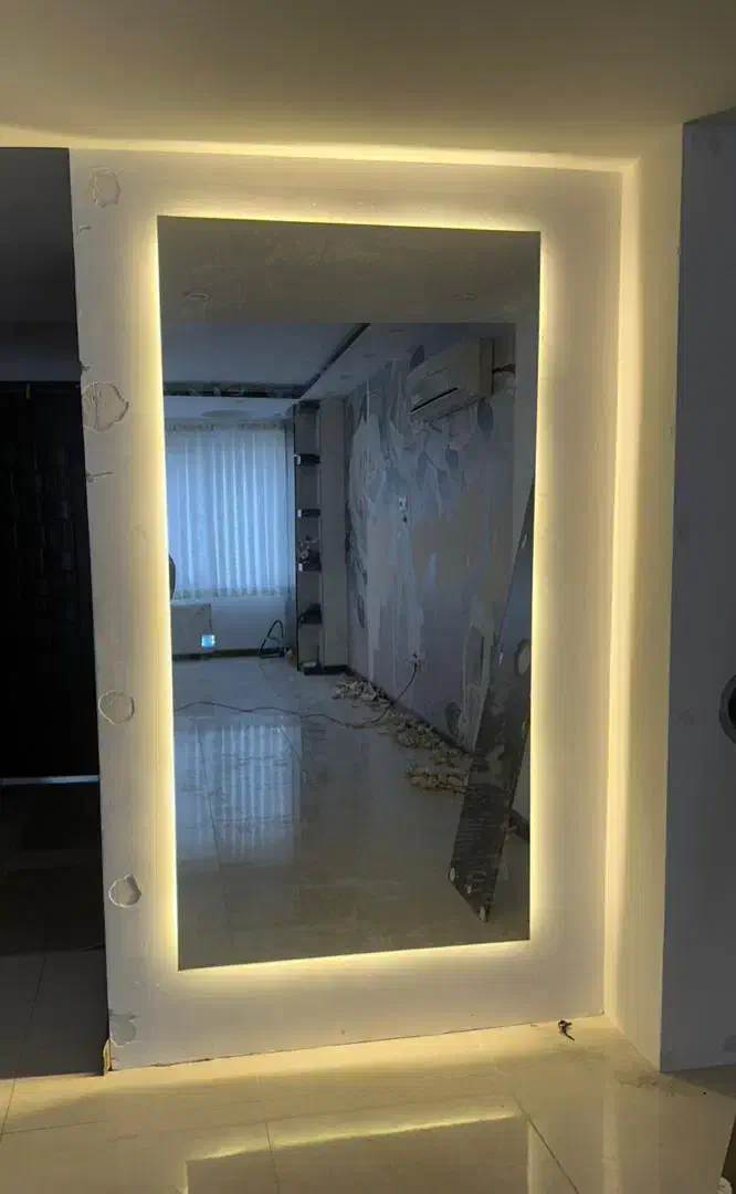 آینه بک لایت|آینه|شیراز, باغ تخت|دیوار