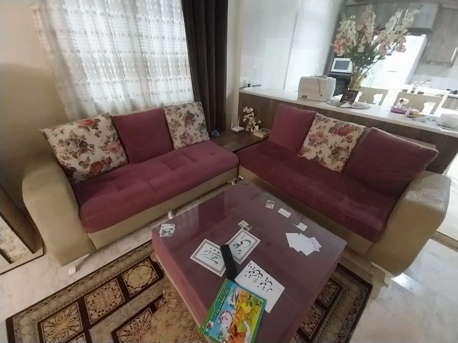 مبل راحتی و مبل کلاسیک همراه میز و عسلی|مبلمان خانگی و میز عسلی|تهران, دهم فروردین|دیوار