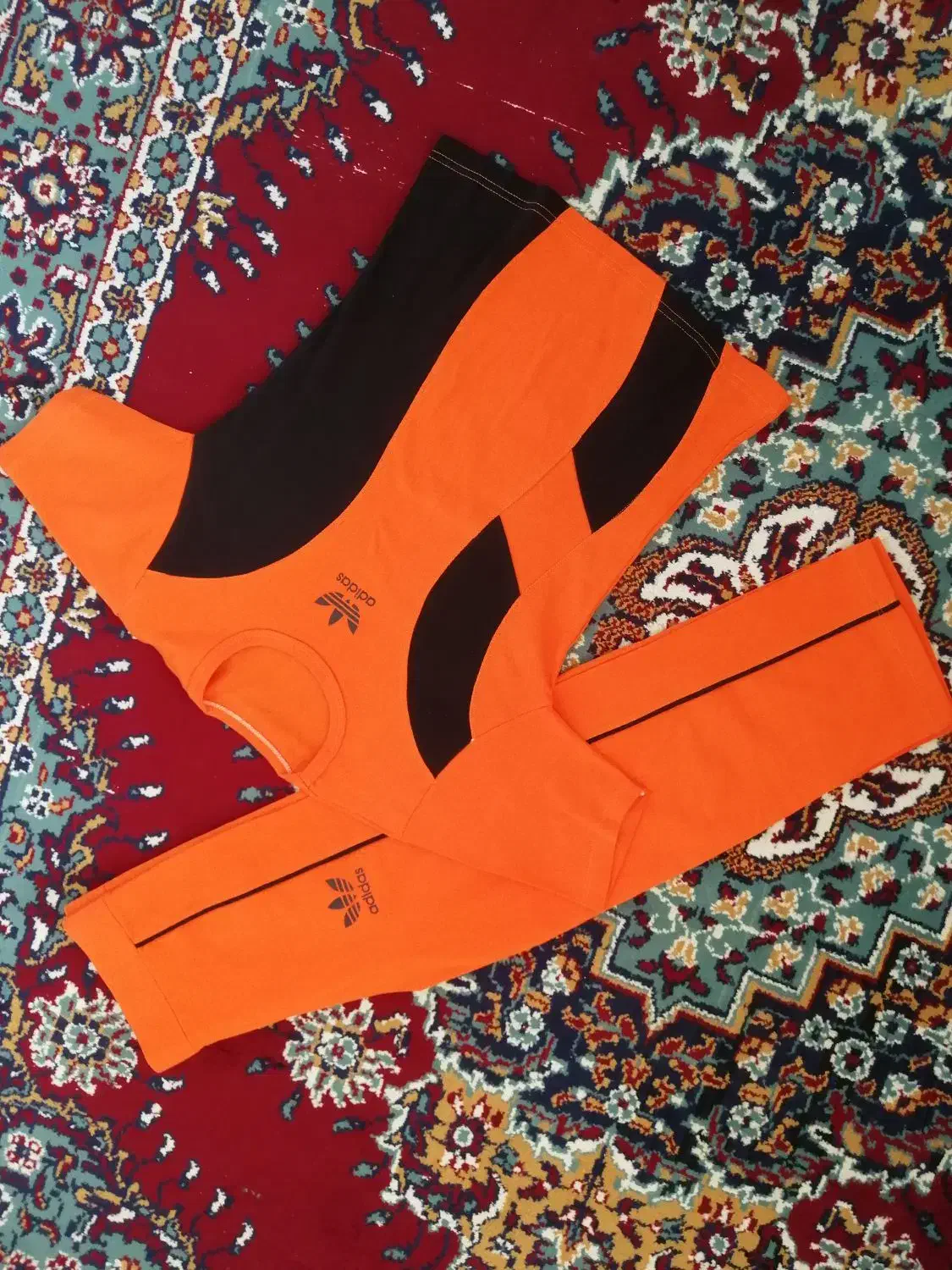 بلوز و شلوارک ورزشی|لباس|اراک, |دیوار