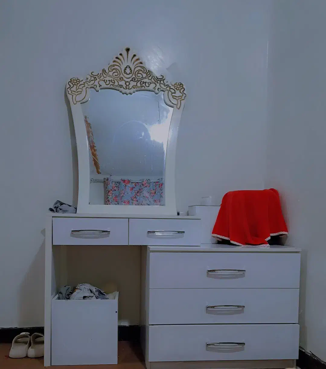 میز آریشی|تخت و سرویس خواب|بندر ماهشهر, |دیوار