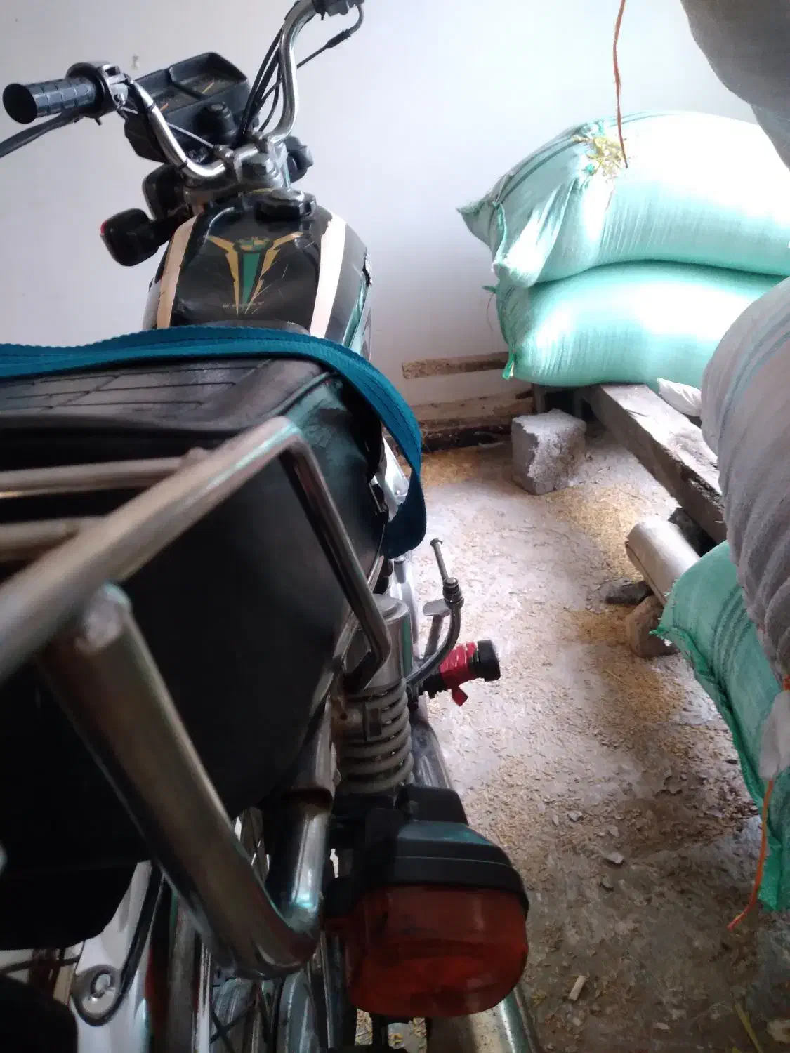 موتور۱۲۵ پلپ سرحال|موتورسیکلت|نکا, |دیوار