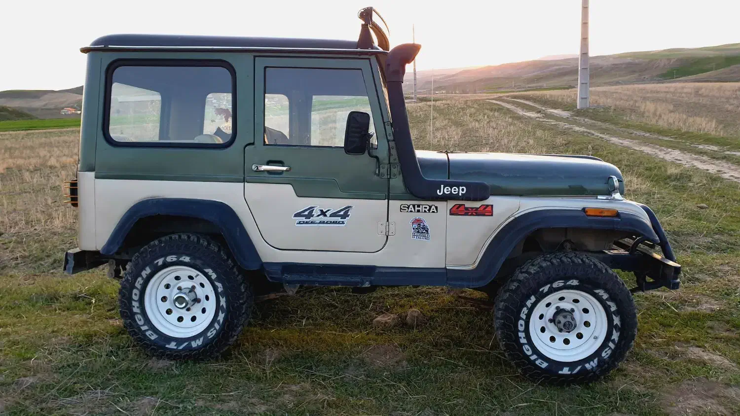 جیپ صحرا موتور میتسوبیشی 16 سوپاپ مدل 1378|خودرو کلاسیک|تکاب, |دیوار