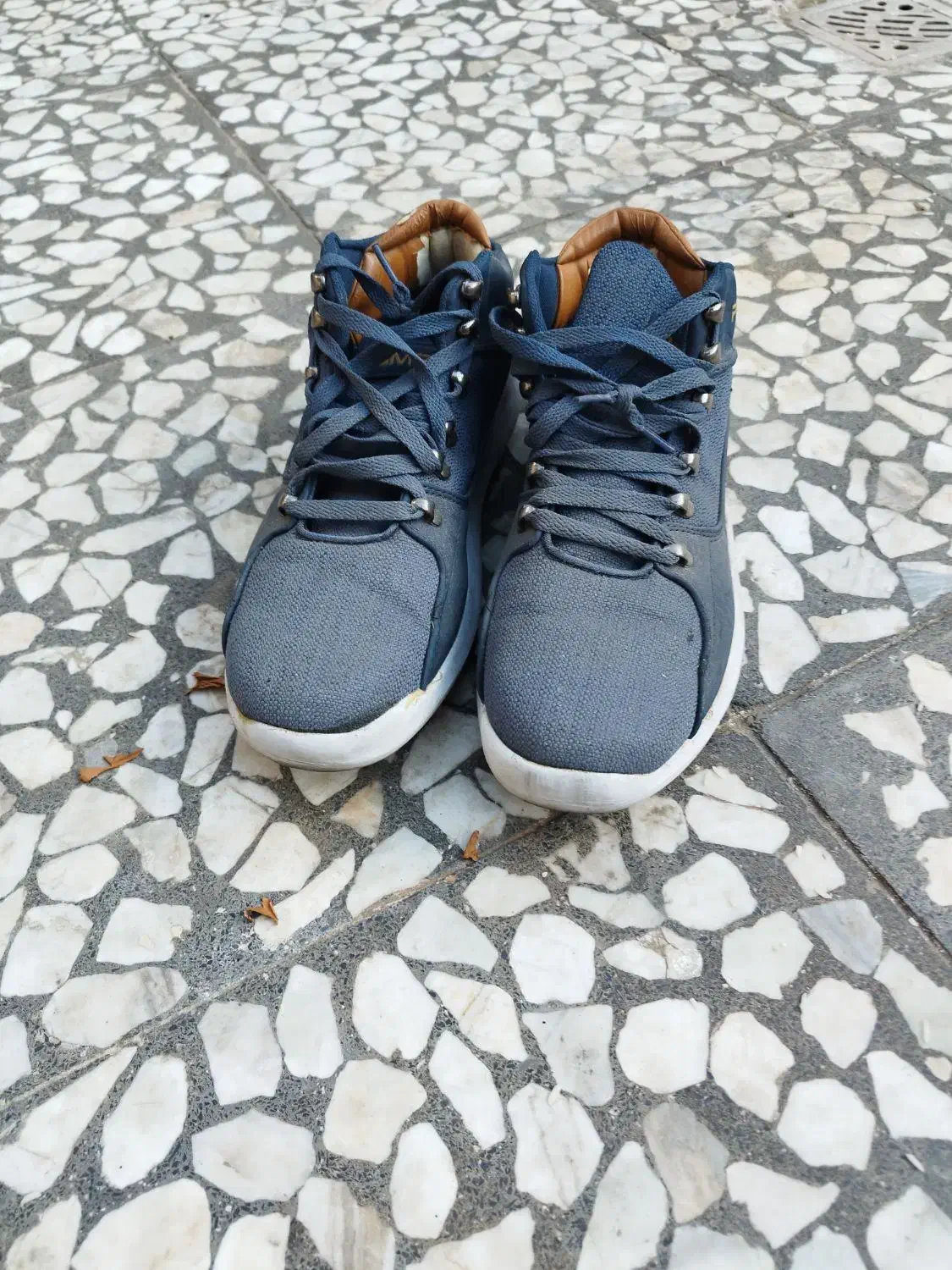 کتانی نرم و سبک سایز42|کیف، کفش، کمربند|رشت, امین الضرب|دیوار