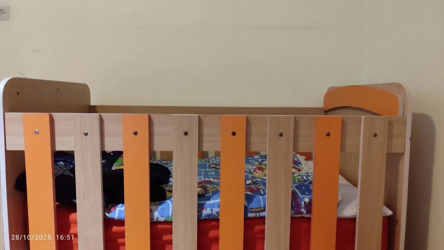 کارکرده|تخت و سرویس خواب|گنبد کاووس, |دیوار