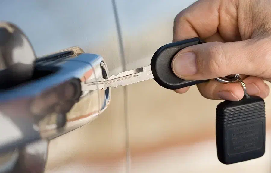 کلید سازی سیار ماشین|خدمات پیشه و مهارت|قزوین, |دیوار