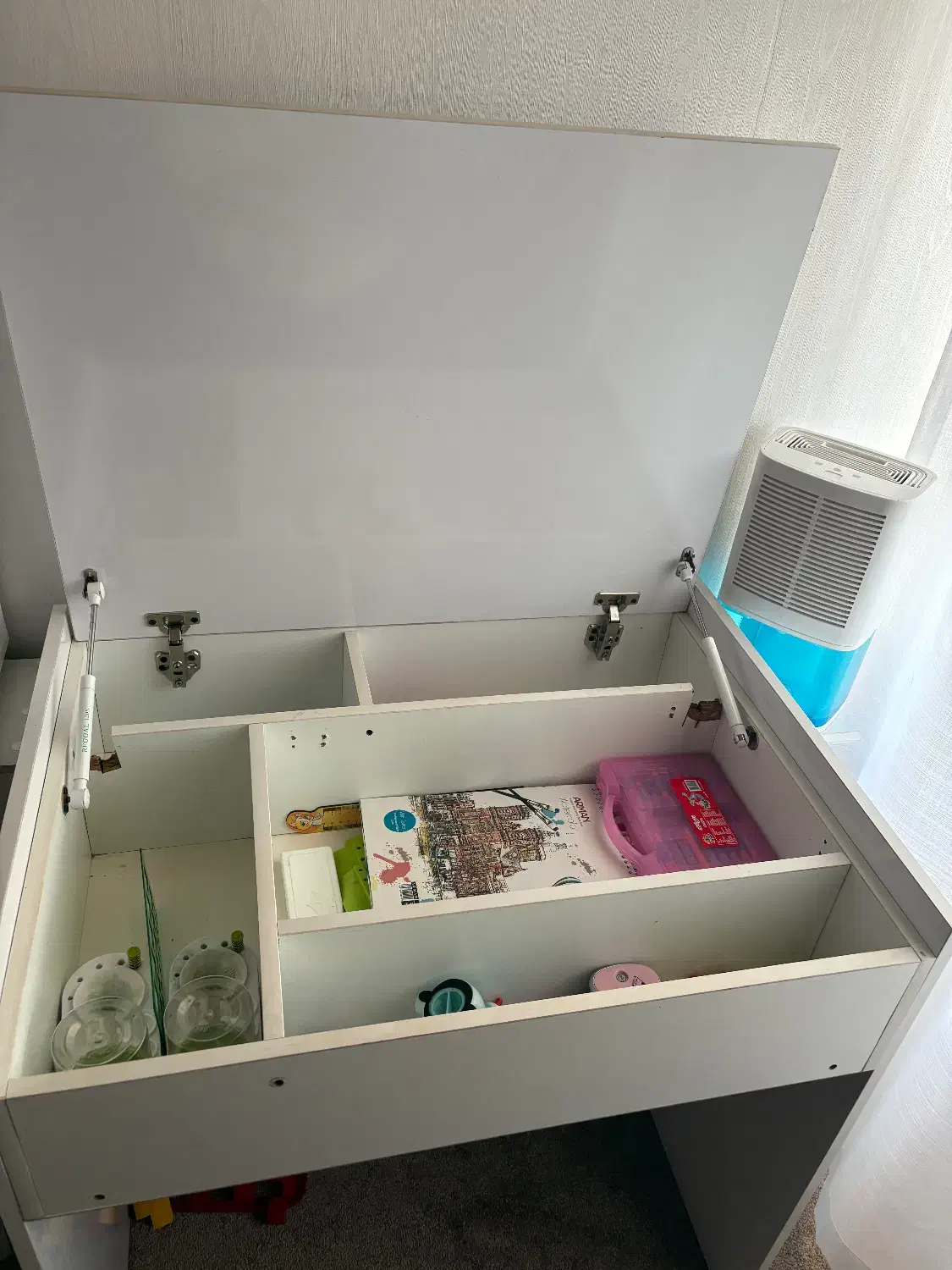 میز تحریر و صندلی گردان|میز تحریر و کامپیوتر|بندر انزلی, آذربایجان|دیوار