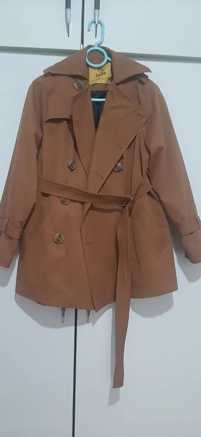 بارانی|لباس|سیاهکل, |دیوار