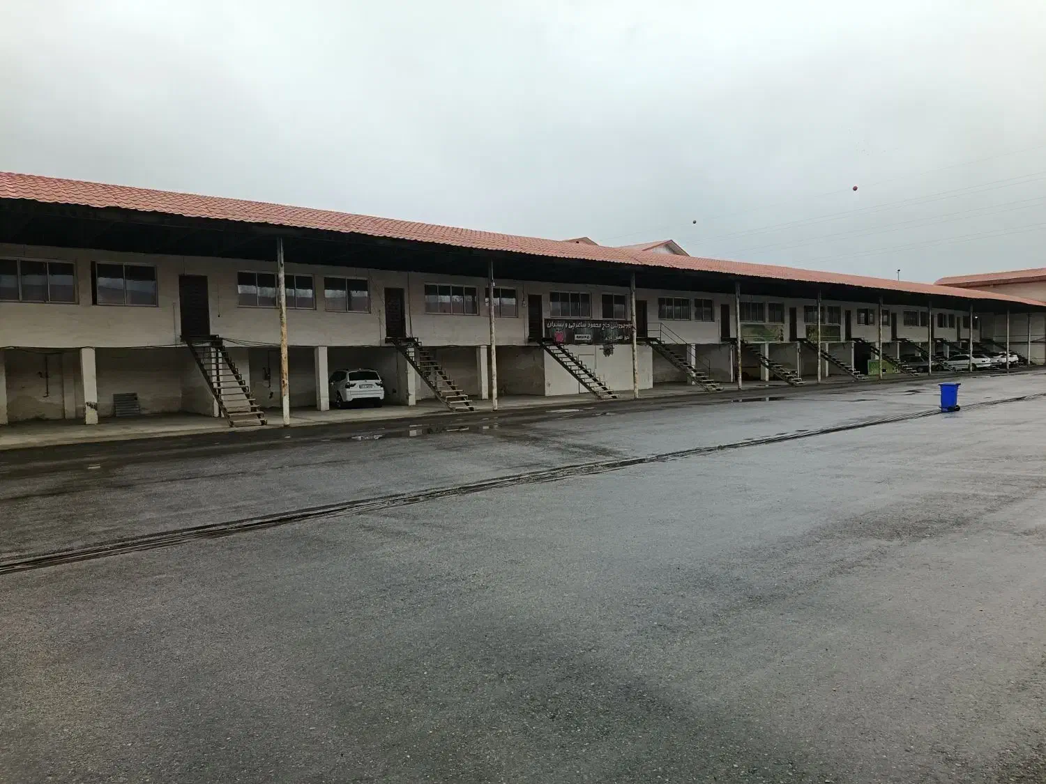 اجاره غرفه در میدان میوه تره بار با قیمت استثنایی|اجارهٔ مغازه و غرفه|تنکابن, |دیوار