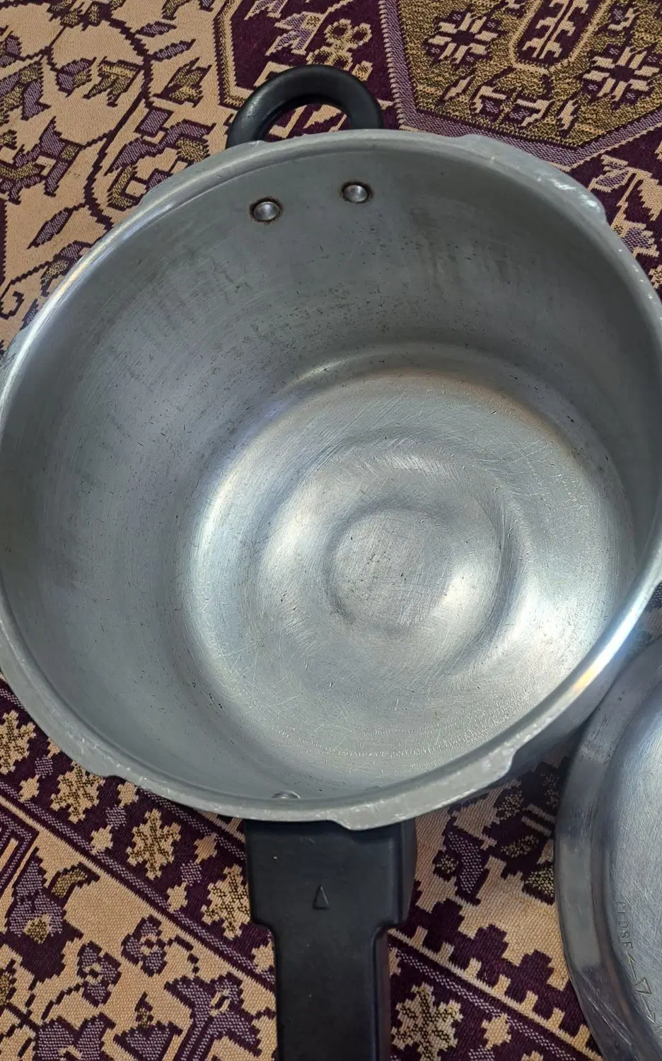 زودپز|ظروف پختوپز|شیراز, میانرود|دیوار