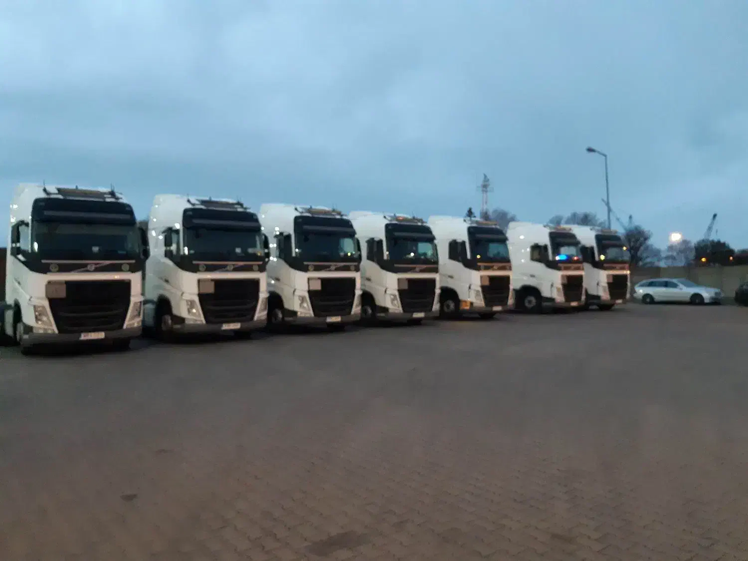 ارائه مستقیم کشنده وارداتی از اروپا(حذف واسطه )|خودرو سنگین|تهران, امام خمینی|دیوار