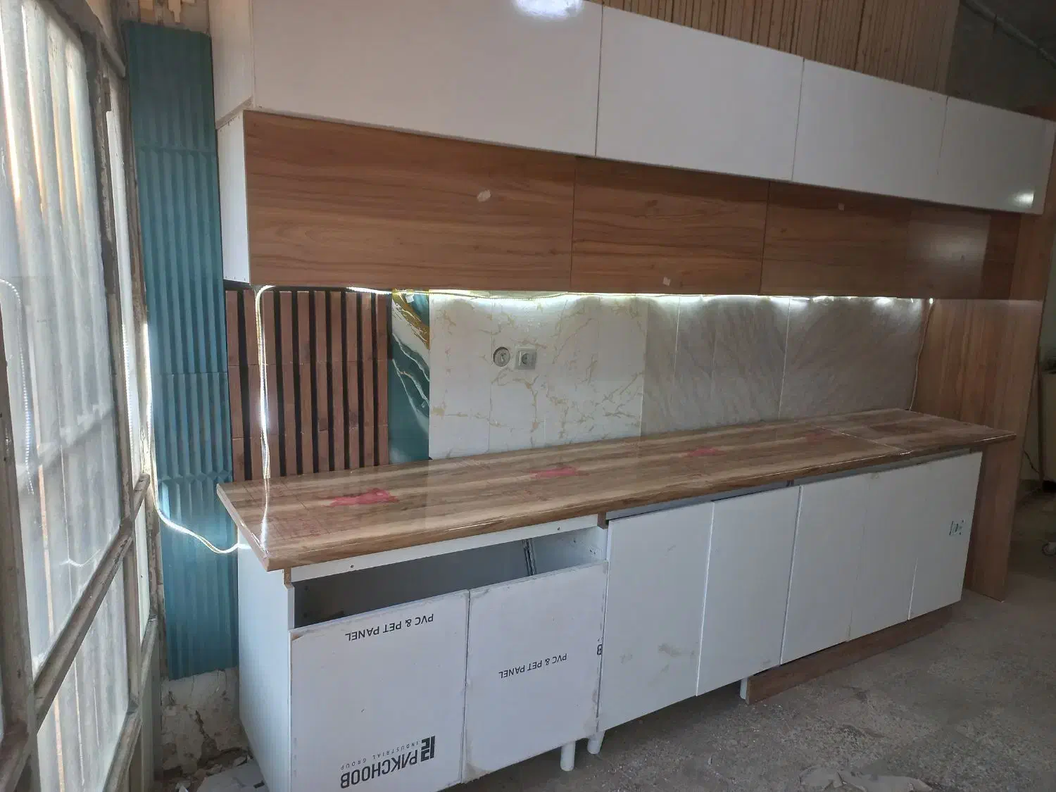 کابینت نمایشگاه|مصالح و تجهیزات ساختمان|اراک, |دیوار