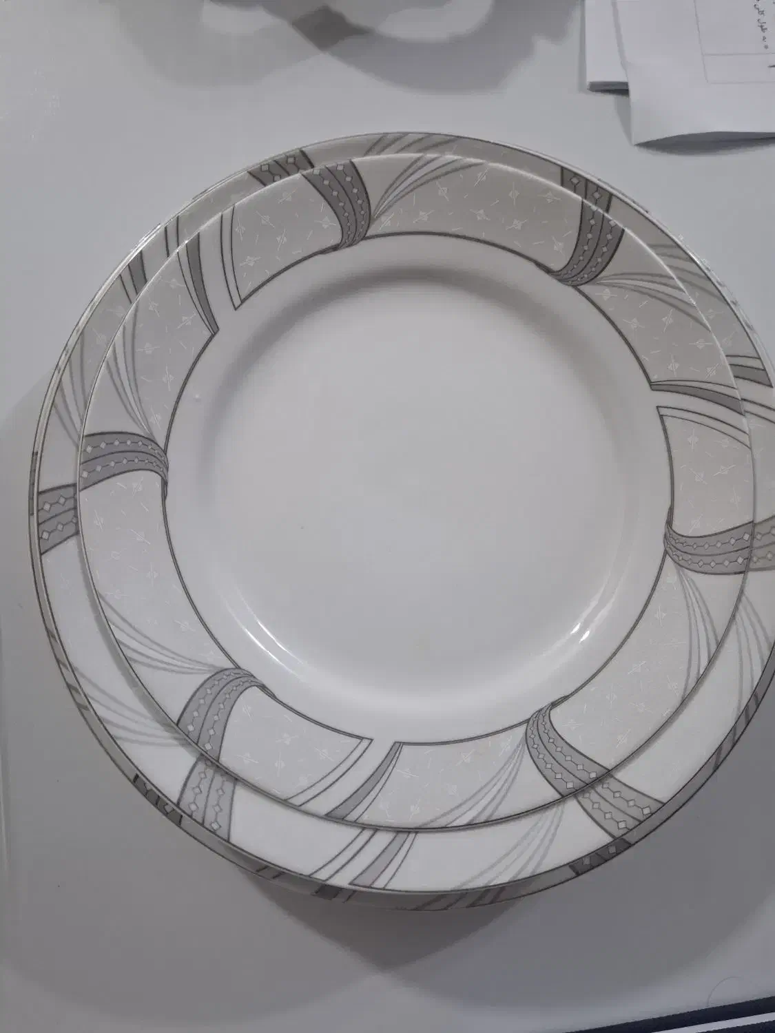 ۲ دست سرویس غذا خوری|ظروف سرو و پذیرایی|رشت, شهرک آیت الله منتظری|دیوار