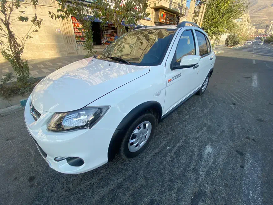 کوییک۴۰۲گارانتی فعال|خودرو سواری و وانت|تهران, گلستان (شهرک راه آهن)|دیوار