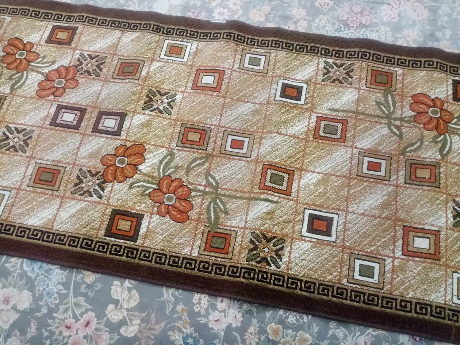 گلیم فرش|گلیم، جاجیم، گبه|قم, باغ شریفی|دیوار