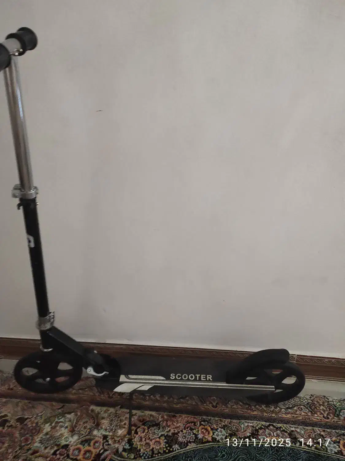 اسکوتر|دوچرخه، اسکیت، اسکوتر|رودسر, |دیوار