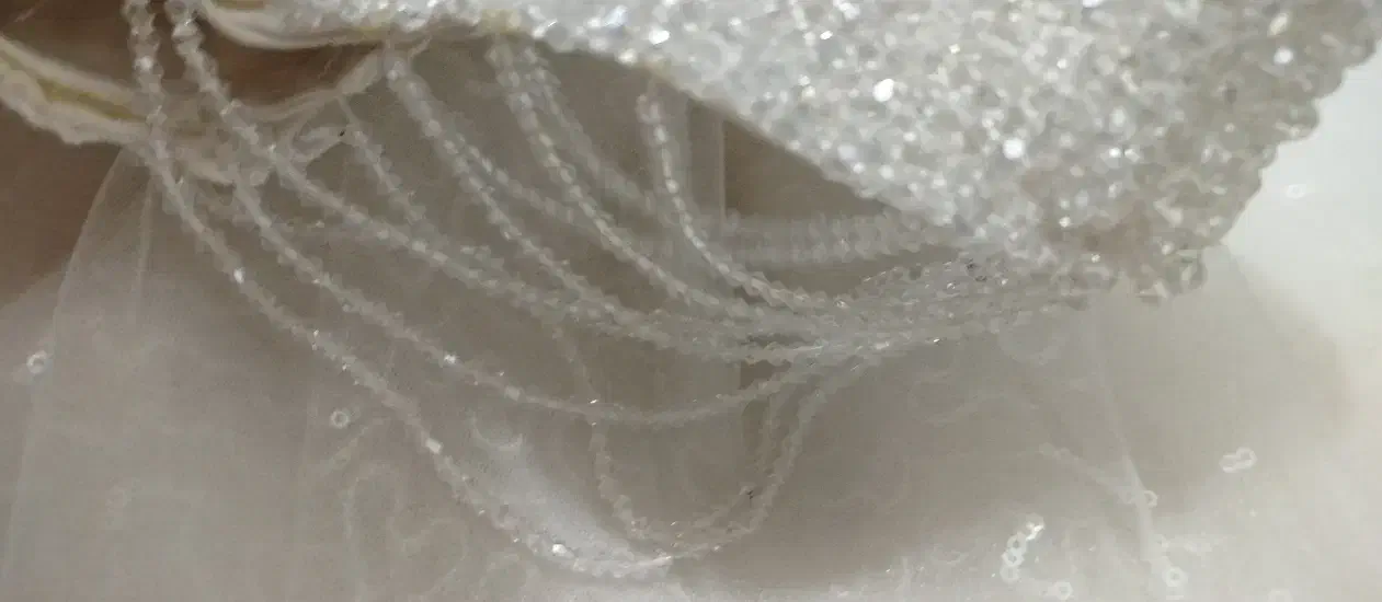 لباس عروس|لباس|کاشان, طالقانی|دیوار