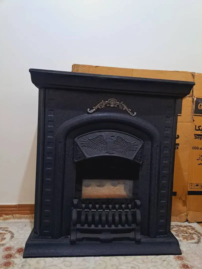 بخاری مشکی ۳۰ هزار شومینه ای نو نوکاملا سالم|بخاری، هیتر، شومینه|محمدشهر, جعفرآباد|دیوار