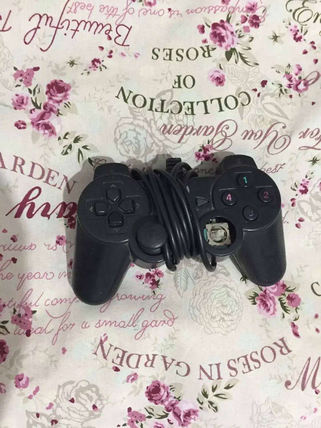 دسته بازی|اسباببازی|رباطکریم, رباطکریم|دیوار