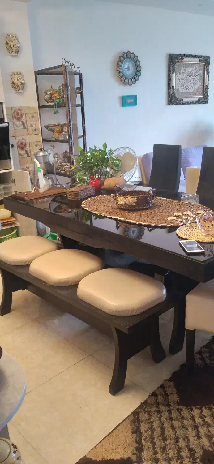 میز نهار خوری|میز و صندلی غذاخوری|رشت, معلم|دیوار