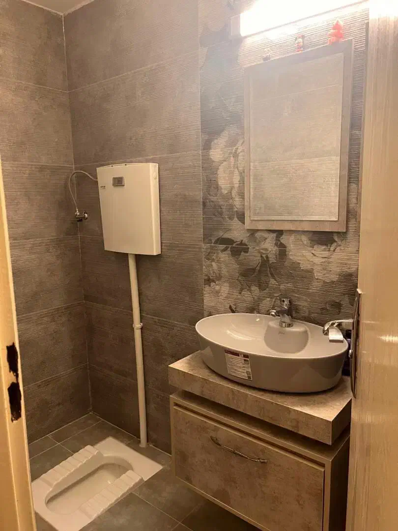 ۸۵ متری فرجام یک خوابه شیک و تمیز