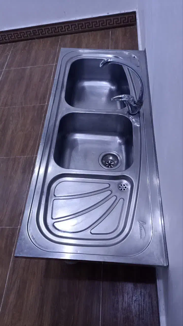 سینک ظرفشویی.با شیر آب|آب‌چکان و نظم‌دهنده ظروف|اهواز, سپیدار|دیوار