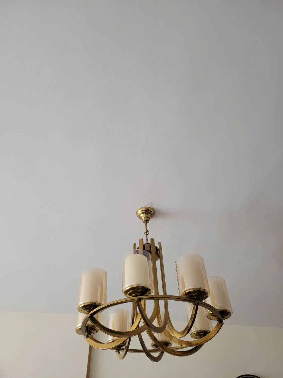 لوستر ۸ شاخه درحد نو واقعی|لوستر و چراغ آویز|پردیس, فاز ۶|دیوار