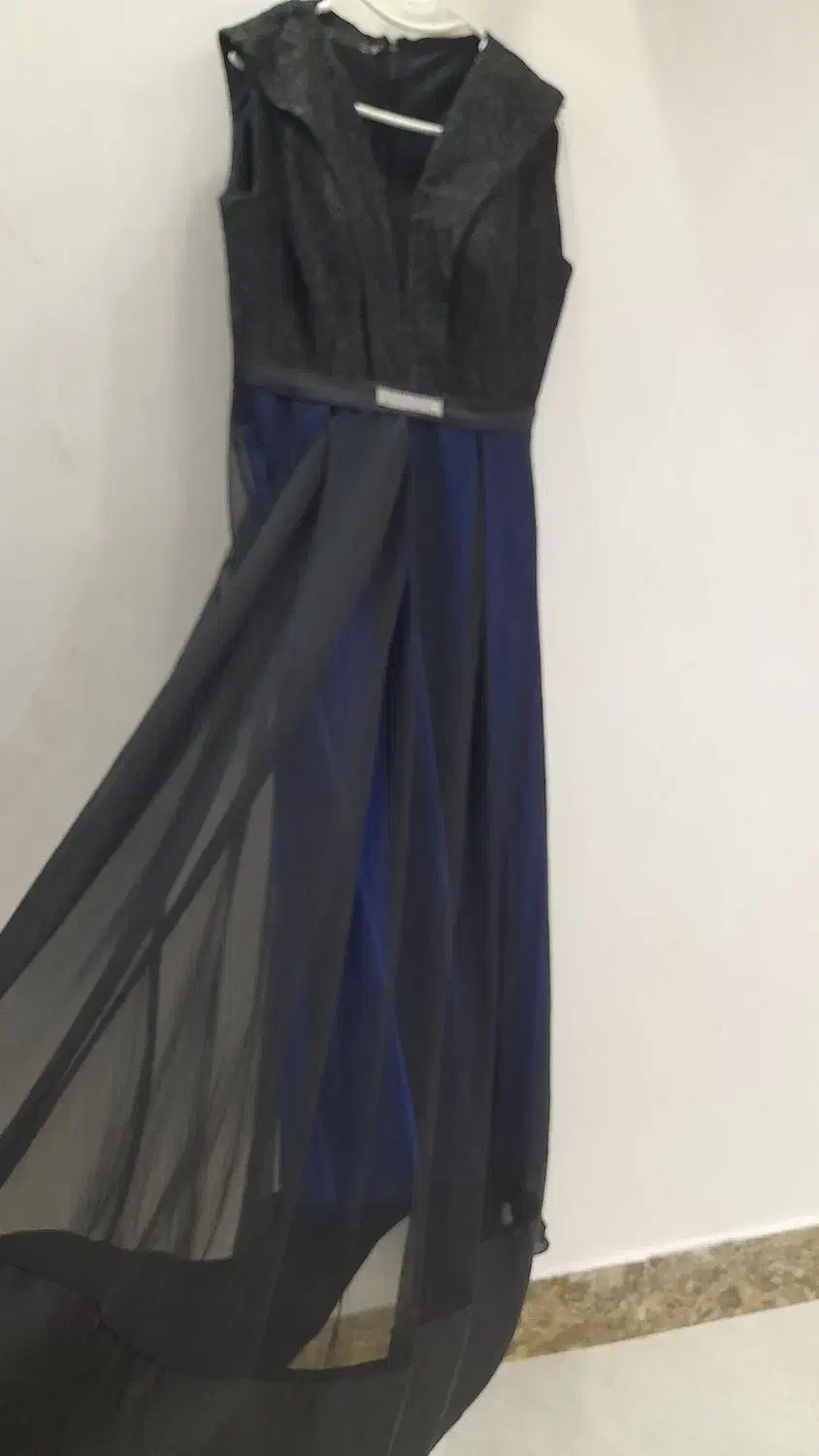 پیراهن مجلسی|لباس|خرمشهر, |دیوار