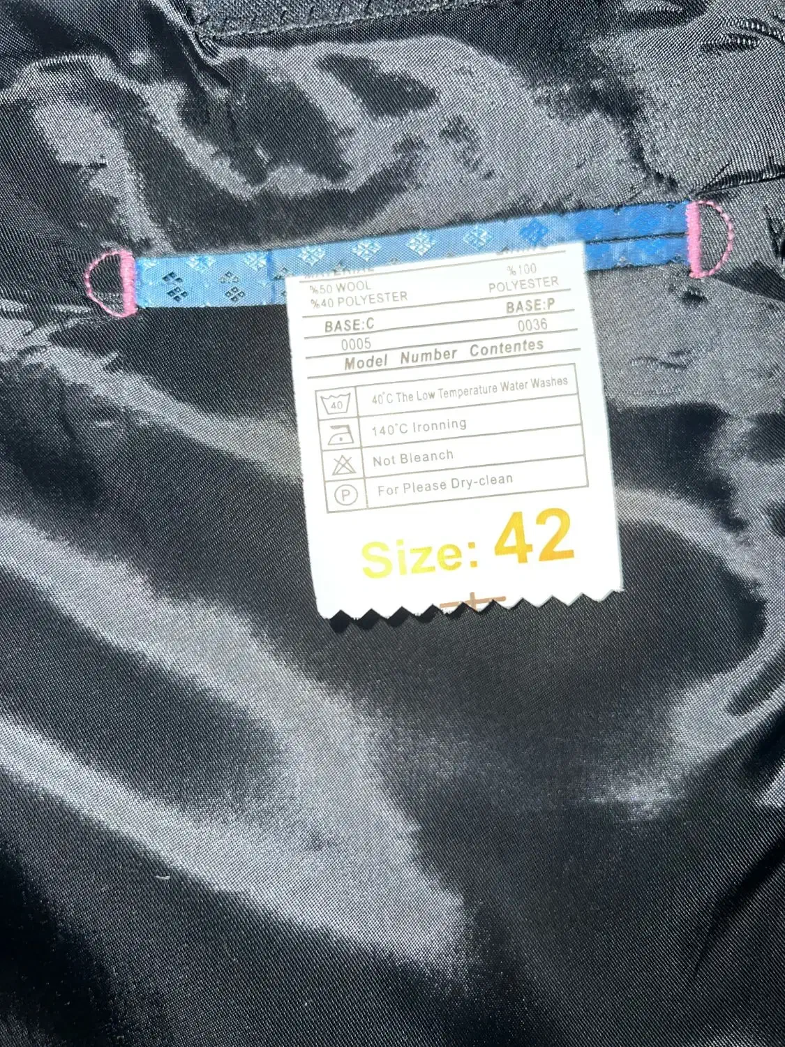 کت و شلوار خشک|لباس|زهک, |دیوار