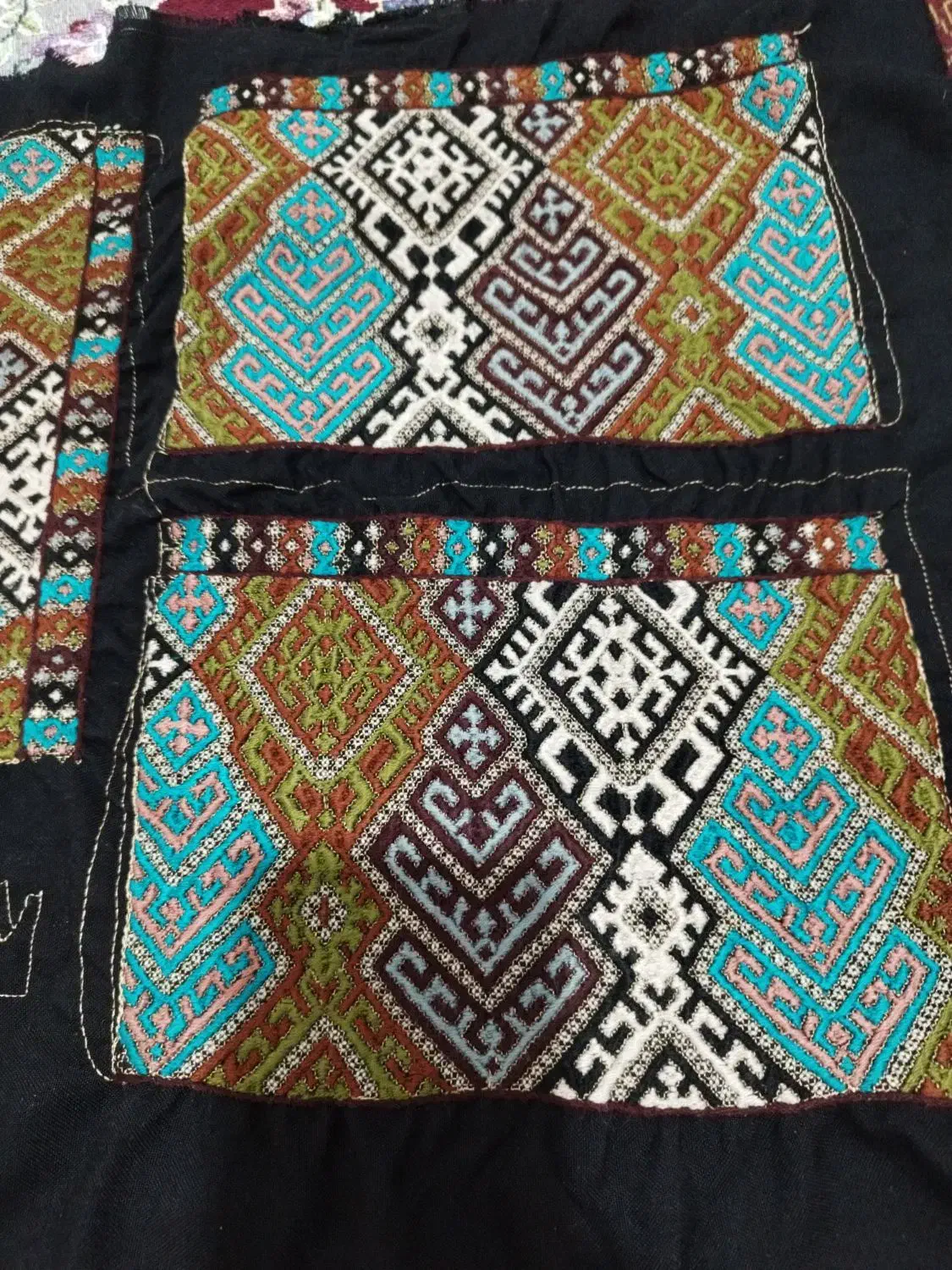 زی استین|لباس|نازیل, |دیوار