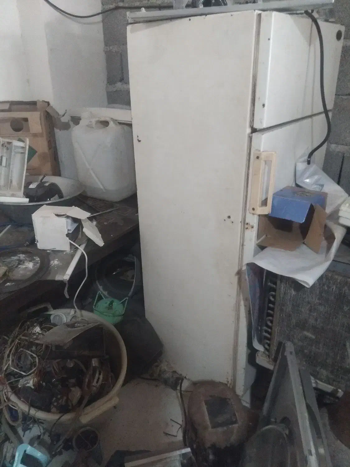 یک عدد یخچال فریزر مولد|یخچال و فریزر|چابهار, |دیوار