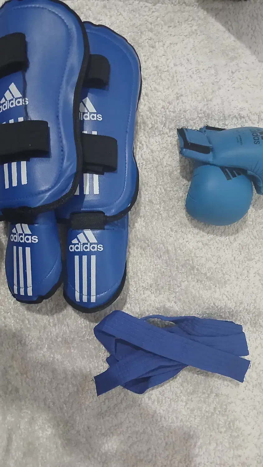 دستکش و پابند و کمربند کاراته|تجهیزات ورزشی|گرمی, |دیوار