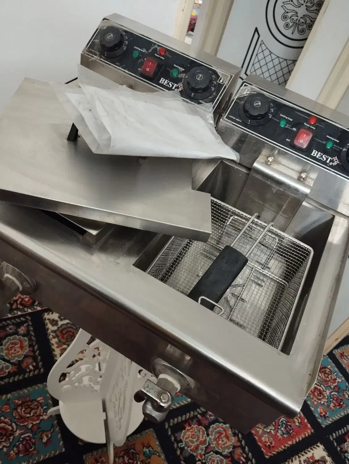 سرخ کن دولگن|کافی‌شاپ و رستوران|زاهدان, |دیوار