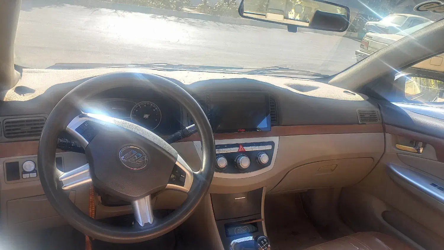 لیفان ۶۲۰ ۱۸۰۰فول|خودرو سواری و وانت|نجفآباد, امیرآباد|دیوار