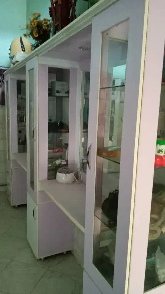 ویترین آرایشگاه|آرایشگاه و سالنهای زیبایی|شاهدشهر, |دیوار