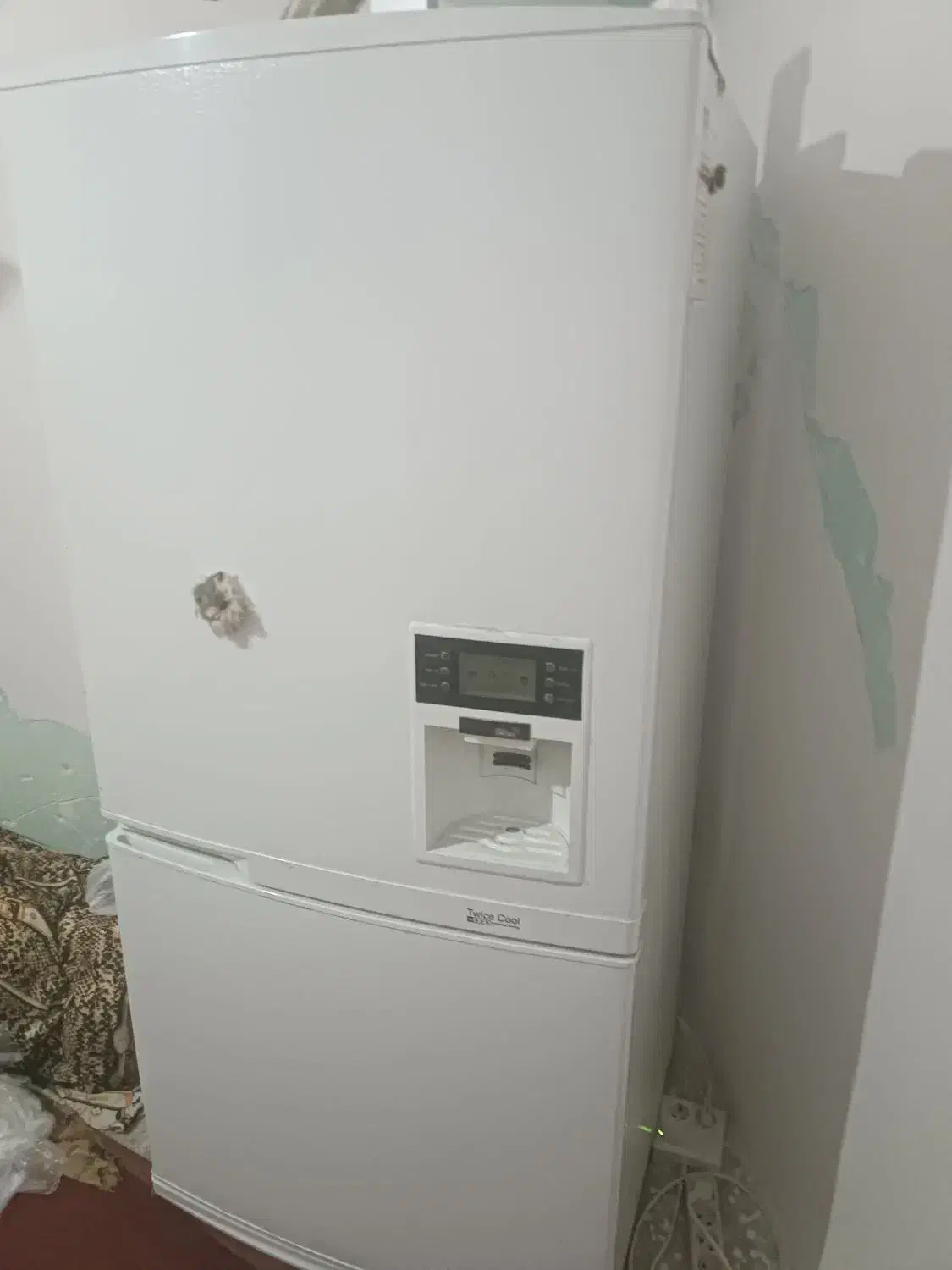 فروش یخچال ،تلویزیون ال جی،فر،گازصفحه ای و بخاری|تلویزیون و پروژکتور|سقز, |دیوار