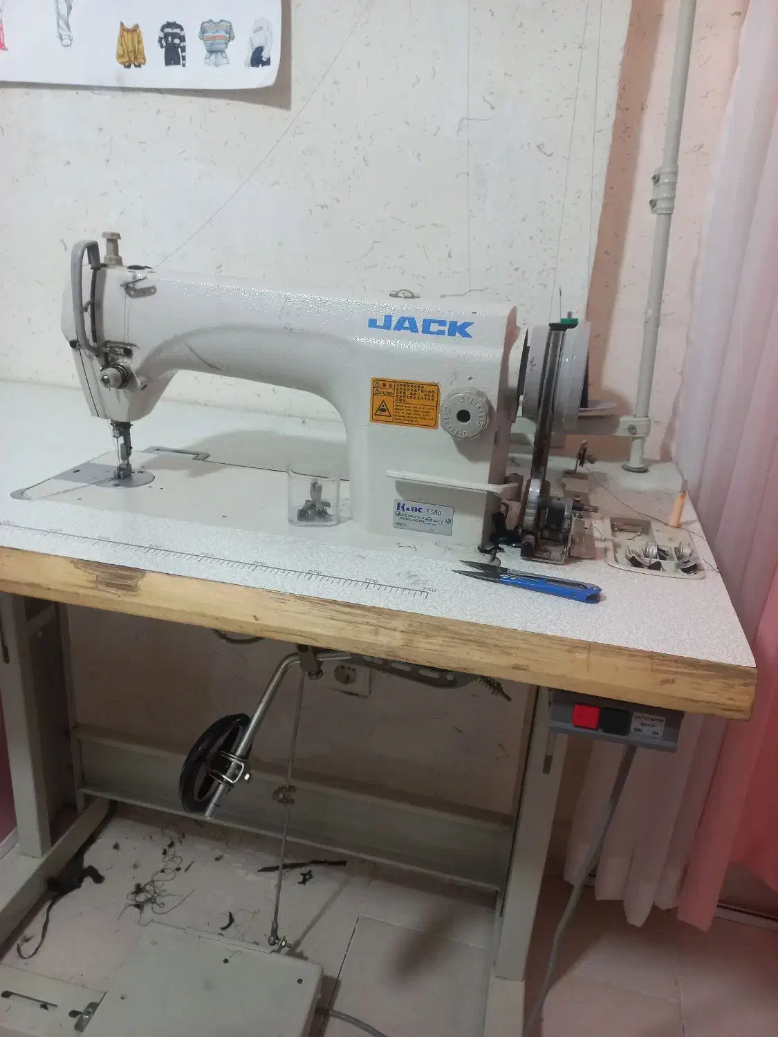 چرخ خیاطی|چرخ خیاطی و ریسندگی|محمدیه-قزوین, |دیوار