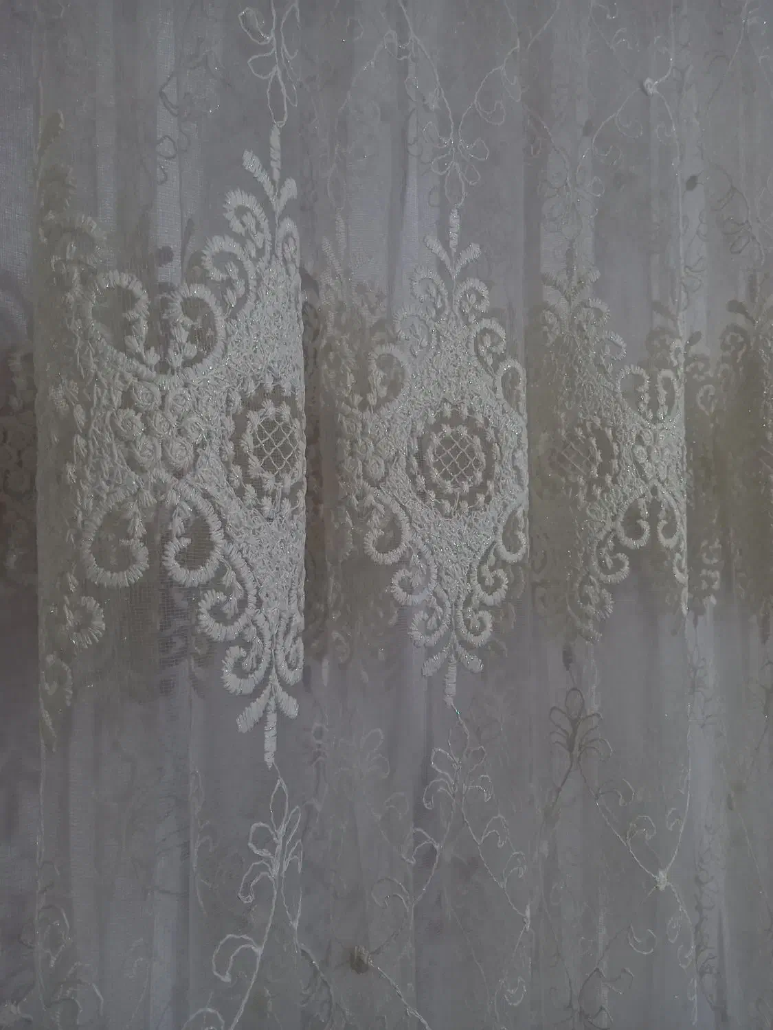 پرده|پرده، رانر، رومیزی|اقبالیه, |دیوار